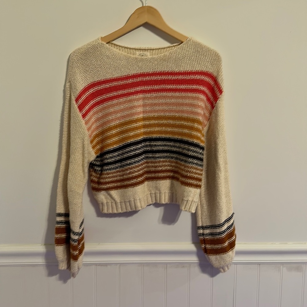 Cropped Billabong Sweater
